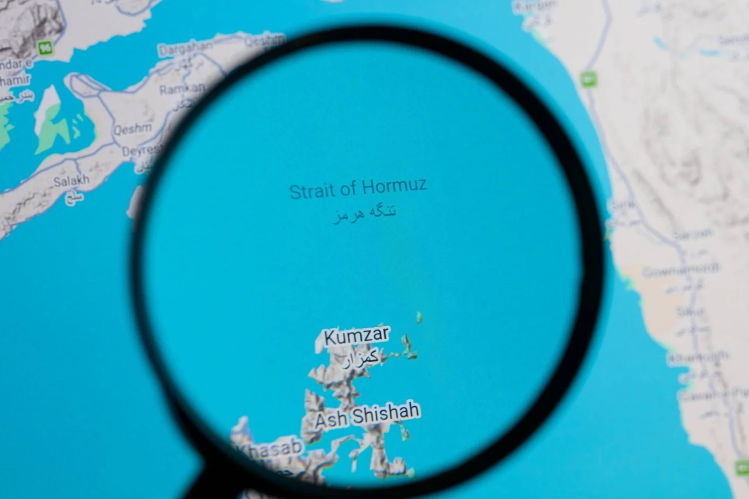 Estreito de Hormuz mantém o petróleo do Golfo refém: por que não existe um plano B
