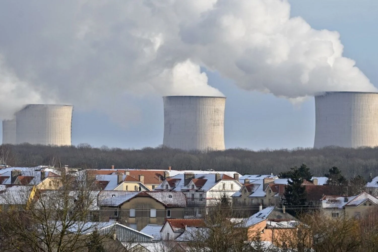 Europa retoma o nuclear: von der Leyen anuncia plano para SMR e €200 milhões