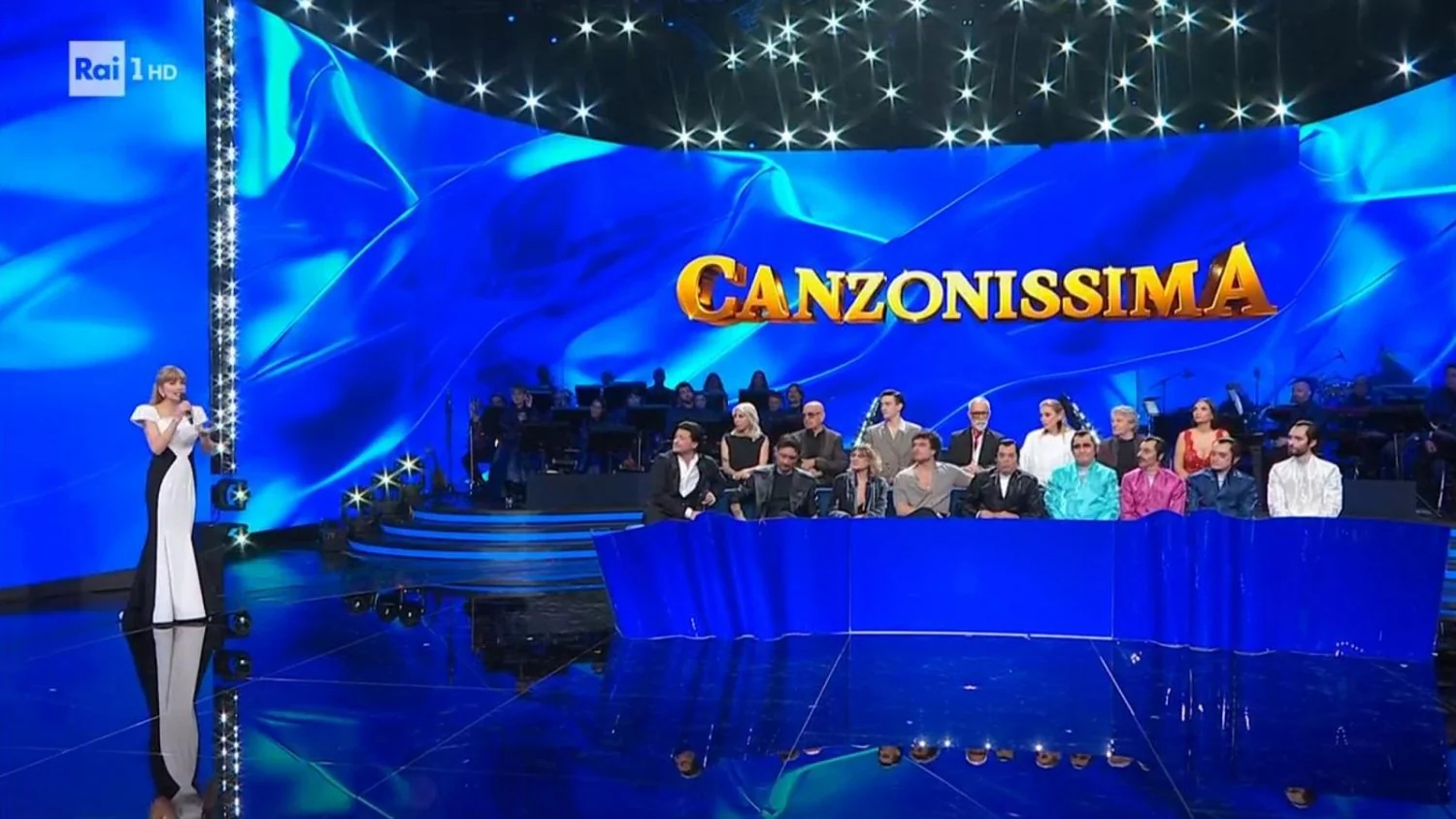Fabrizio Moro vence estreia de Canzonissima com 'Il mio canto libero' — homenagem a Battisti emociona público