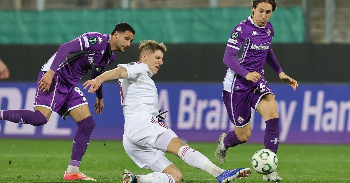 Fiorentina vence Raków por 2-1 com pênalti nos acréscimos e acende esperança europeia e doméstica