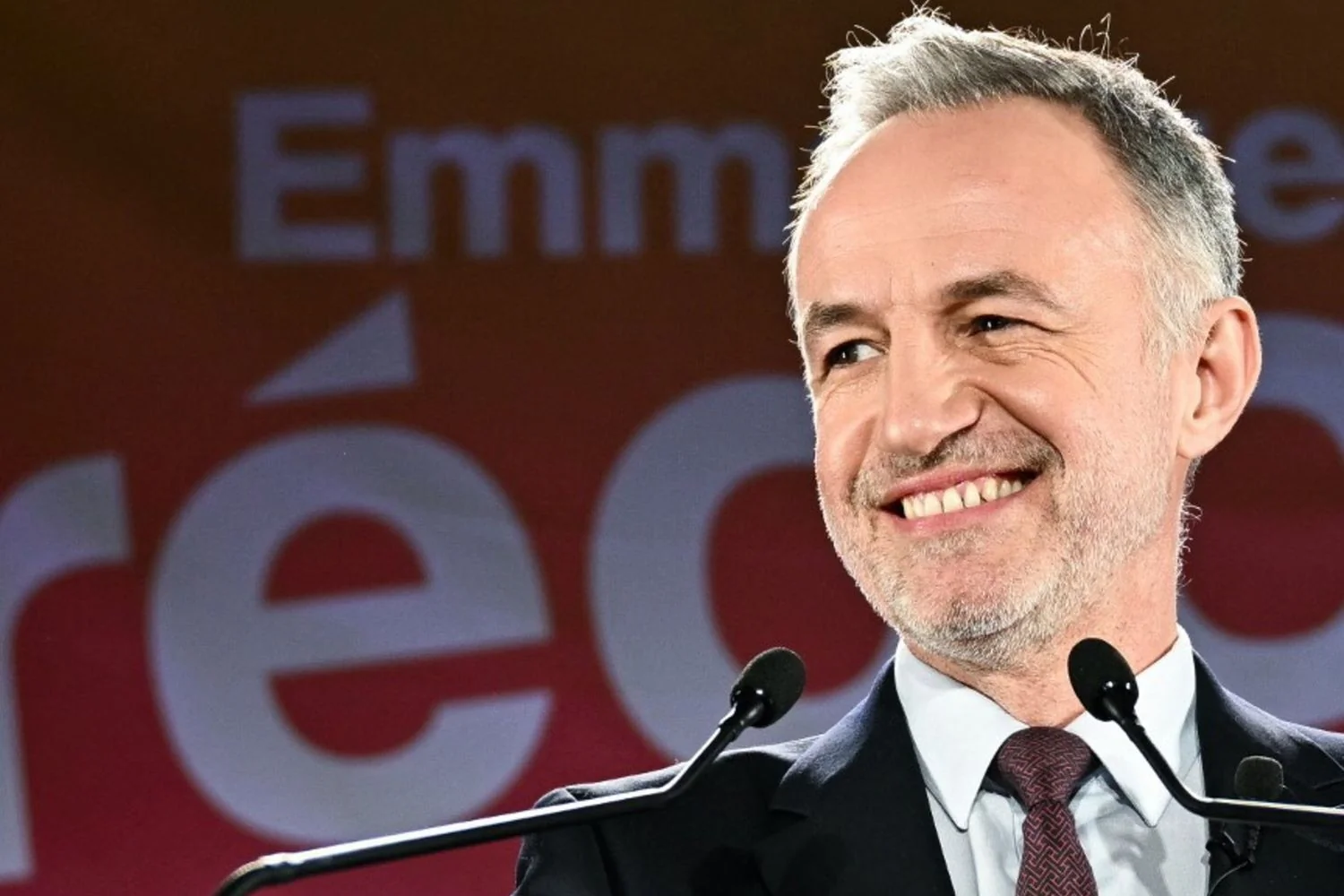 França 2026: esquerda em vantagem em Paris, avanço do Rassemblement National e surpresas da LFI no primeiro turno