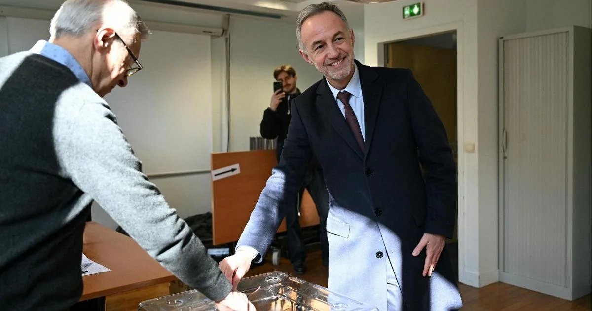 França: primeiro turno das eleições municipais é teste decisivo para as presidenciais de 2027