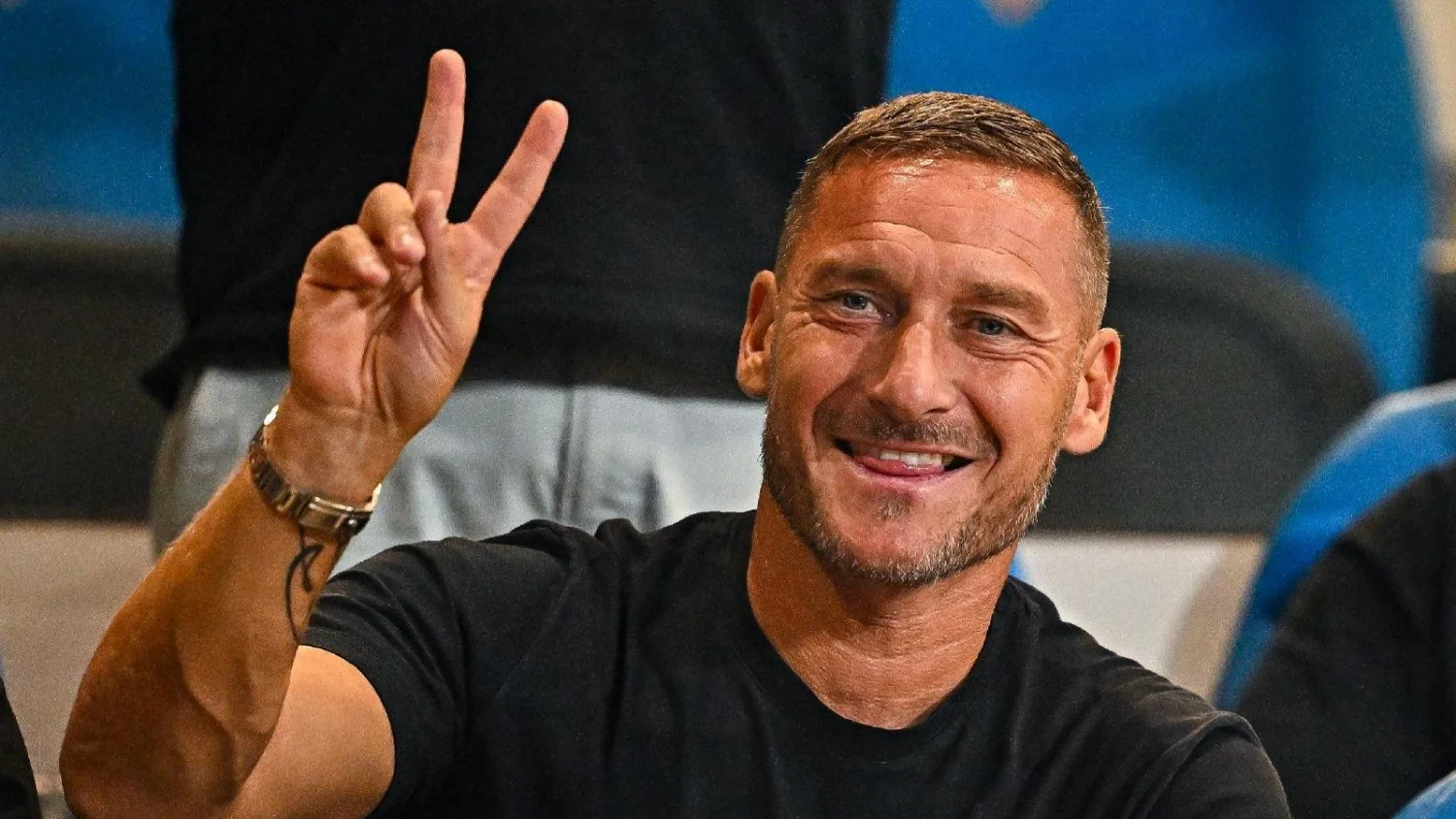 Francesco Totti retorna à Roma como embaixador do centenário e conselheiro estratégico