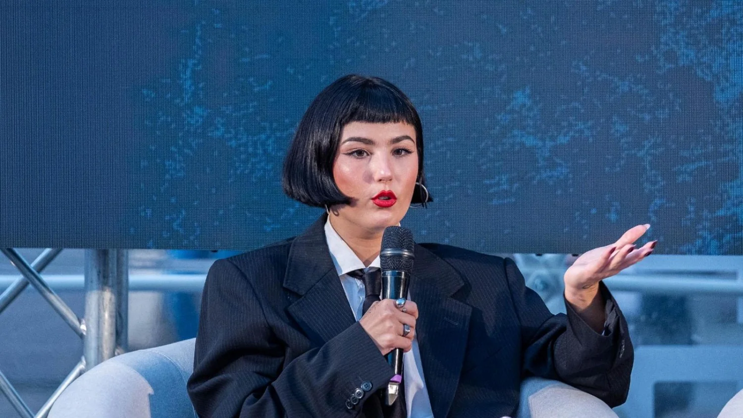 Giorgia Soleri: “Não estou grávida, é a minha barriga de endometriose”