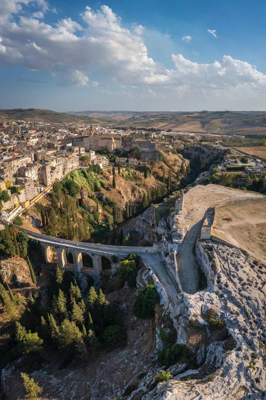Gravina (Puglia) em ebulição: participação popular impulsiona candidatura a Capital Italiana da Cultura 2028
