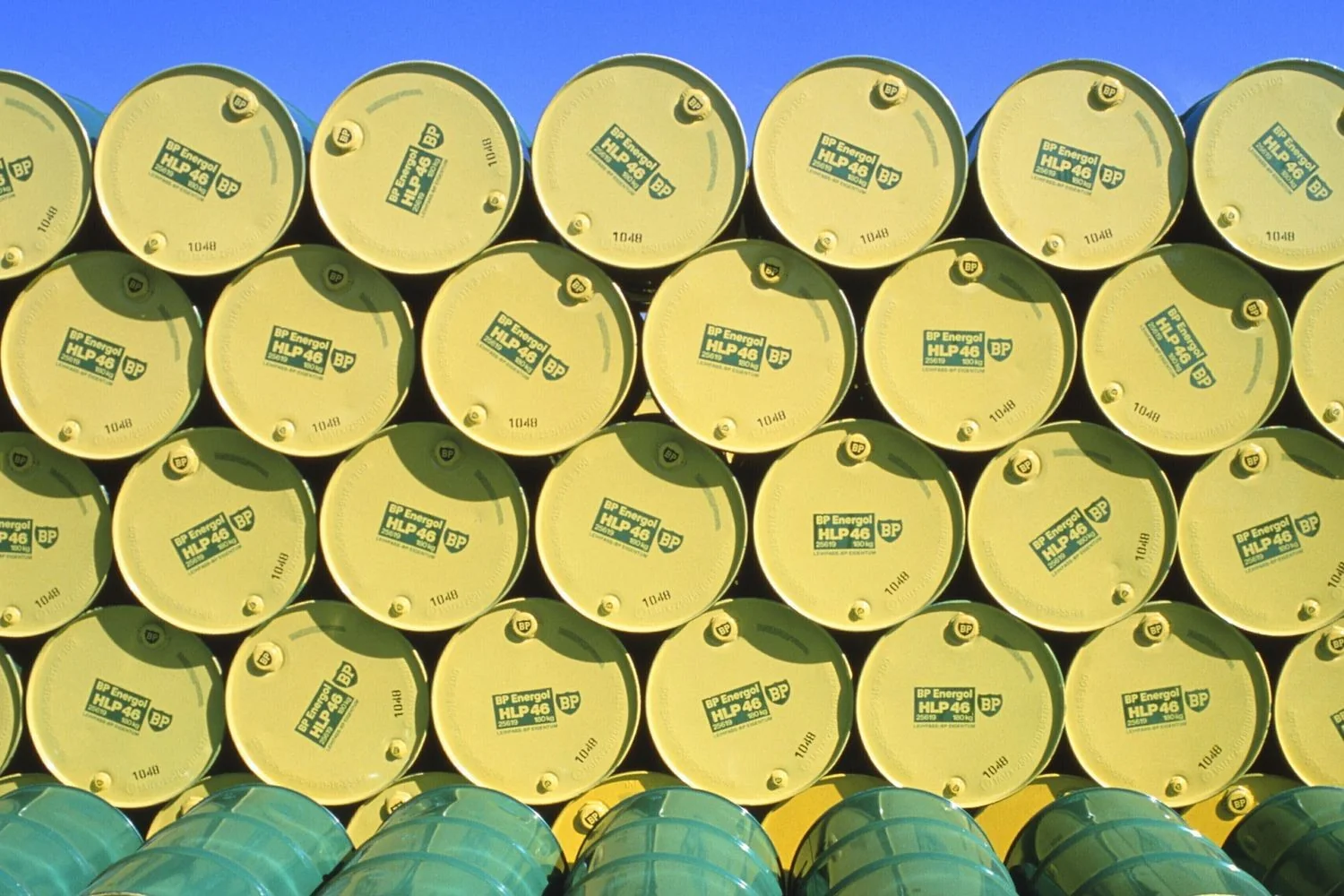Especialistas alertam: a guerra de preços do petróleo ainda está longe do fim