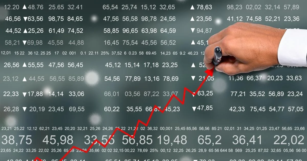 Inflação americana a 4,2%: o retorno do alto custo da energia testa a credibilidade da Fed e expõe fragilidades estruturais