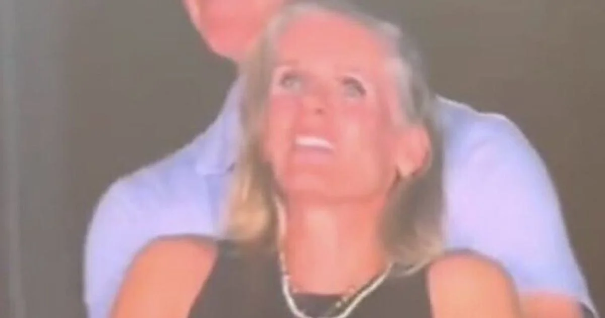 Kiss cam no show do Coldplay: Kristin Cabot revela que o marido também estava presente