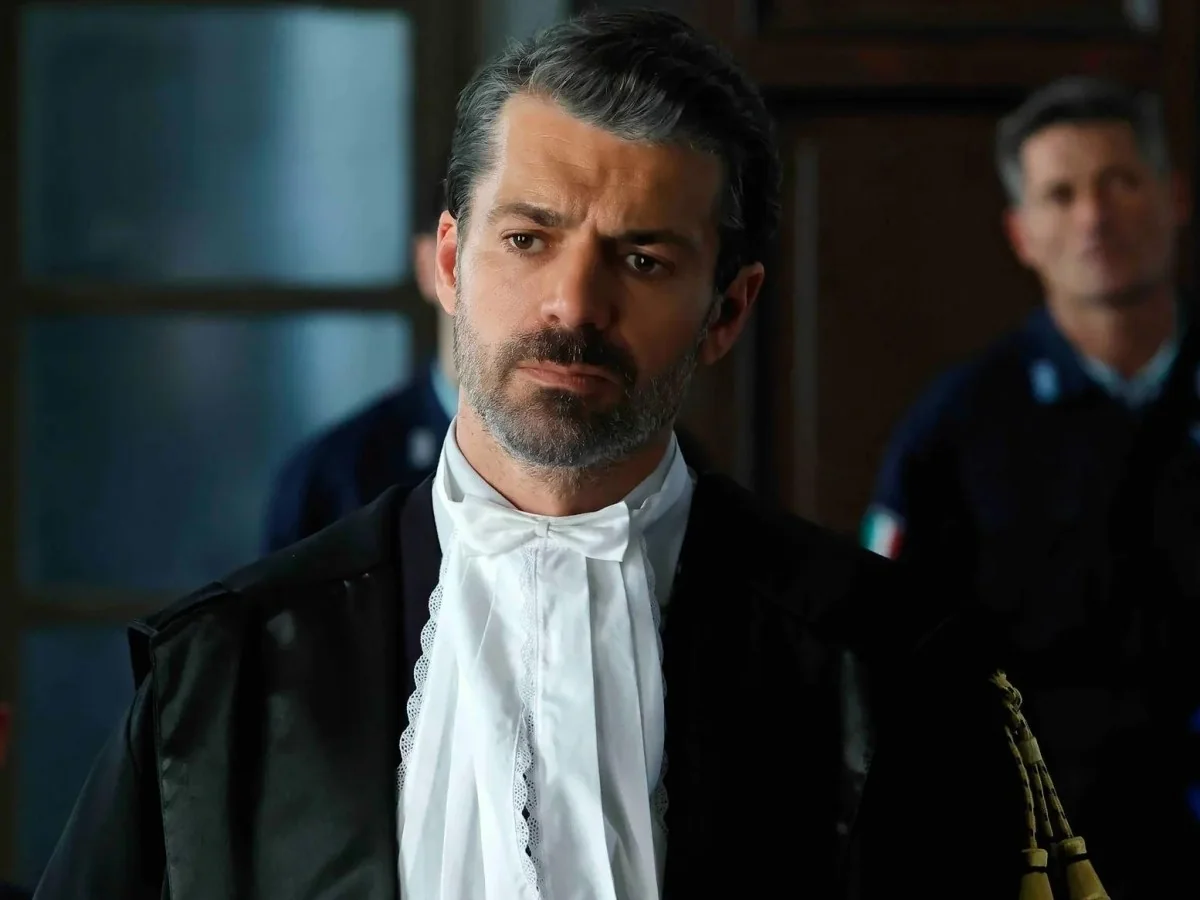 Luca Argentero revela o lado sombrio do advogado em Avvocato Ligas, novo legal drama italiano
