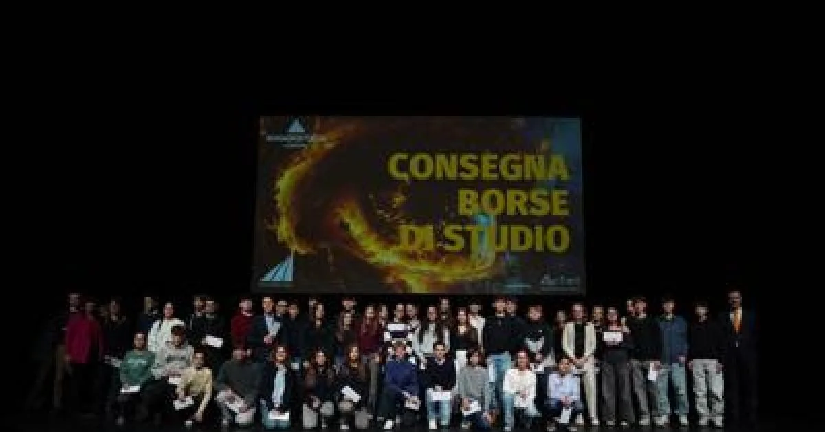 Manageritalia Lombardia inicia road show em seis etapas e entrega 841 bolsas de estudo em Milão