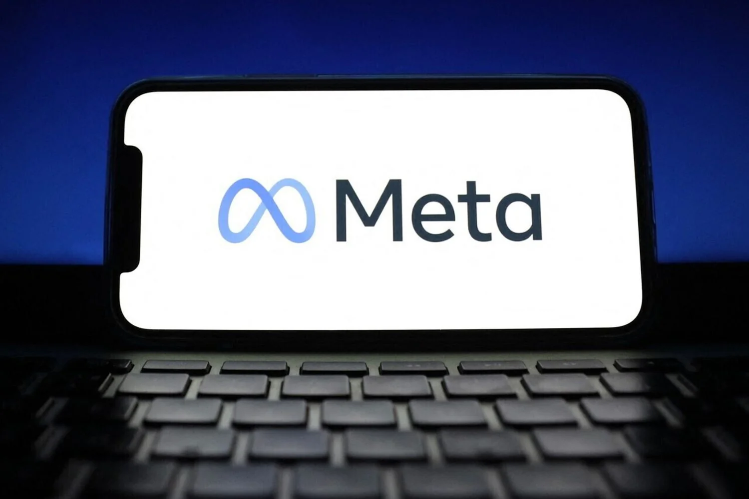 Meta fecha contrato de 27 bilhões de dólares com Nebius para infraestrutura de IA