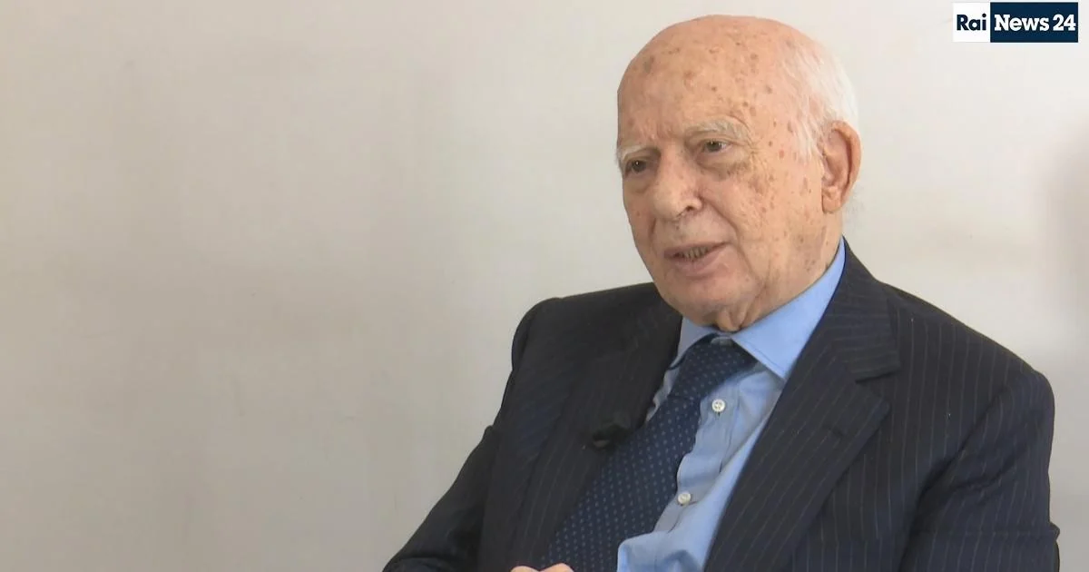 Morre em Roma o ex-ministro Paolo Cirino Pomicino, aos 86 anos