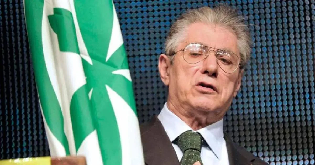 Morte de Umberto Bossi, fundador da Lega Nord, aos 84 anos em Varese
