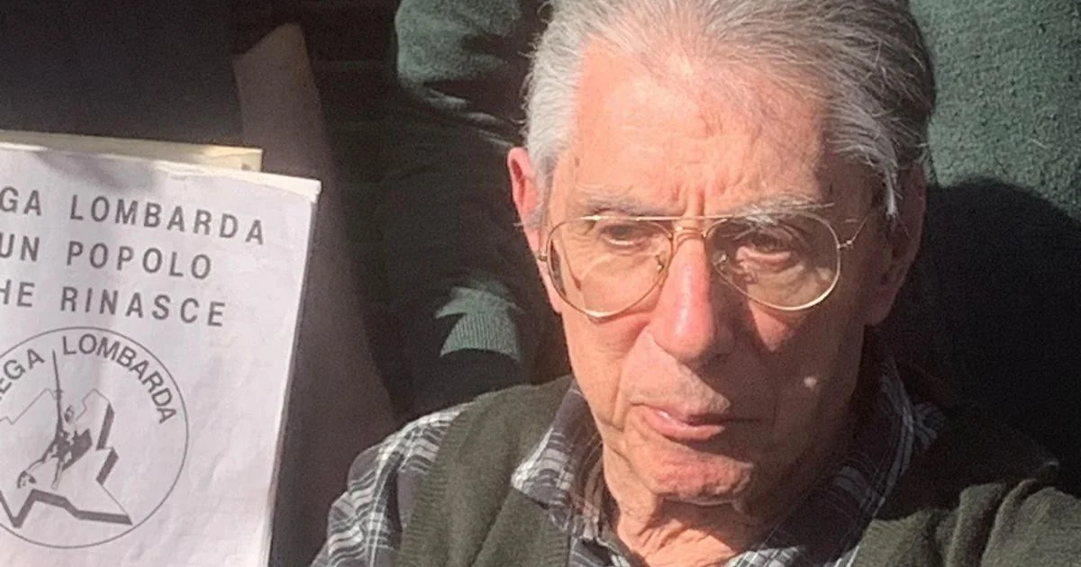 Morre Umberto Bossi, fundador da Lega Nord, aos 84 anos