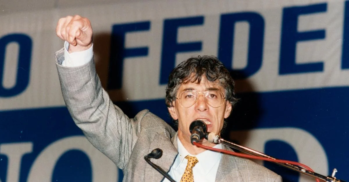 Morre Umberto Bossi, o 'Senatur': Arquiteto controverso da Lega Nord e do conceito de Padania