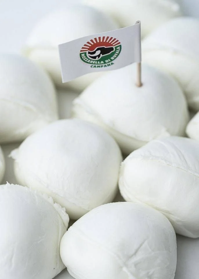 Mozzarella di Bufala Campana Dop e Jamón Jabugo Dop selam gemellagem de sabores em Alimentaria Barcelona