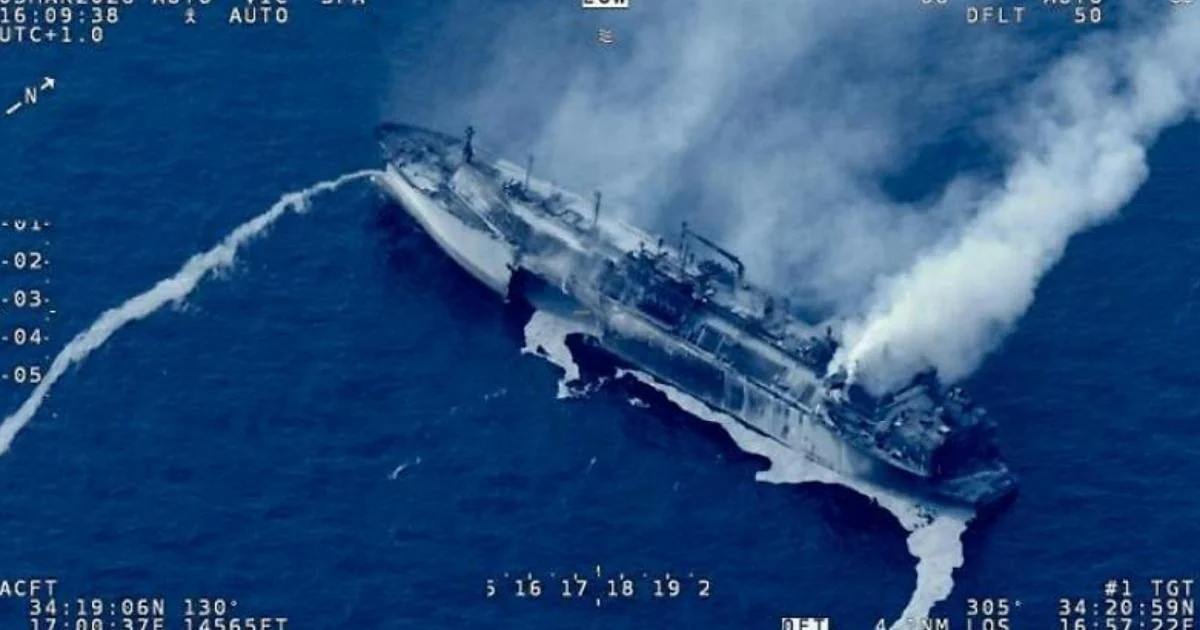 Navio russo MT Arctic Metagaz à deriva perto de Malta com centenas de toneladas de combustível
