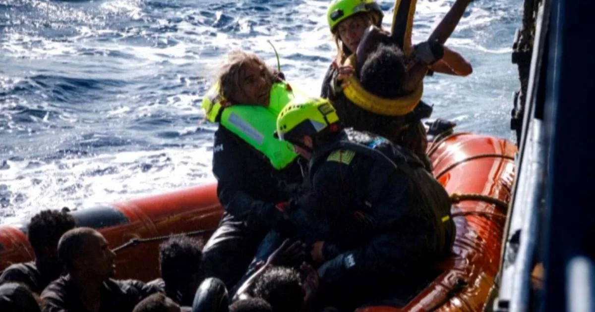 Naufrágio ao largo de Lampedusa: criança da Serra Leoa desaparecida enquanto alerta meteorológico cresce no Mediterrâneo