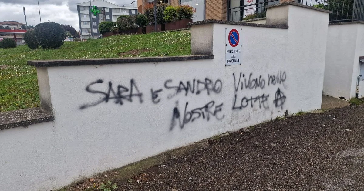 Perquisições em Viterbo após pichação em homenagem a anarquistas; presídio em Roma é proibido