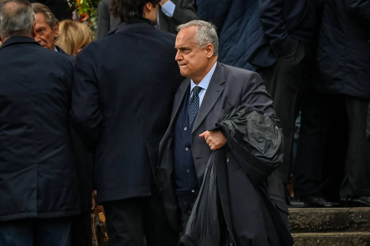 Pichação contra Claudio Lotito em muro de paróquia de Montesacro provoca investigação policial