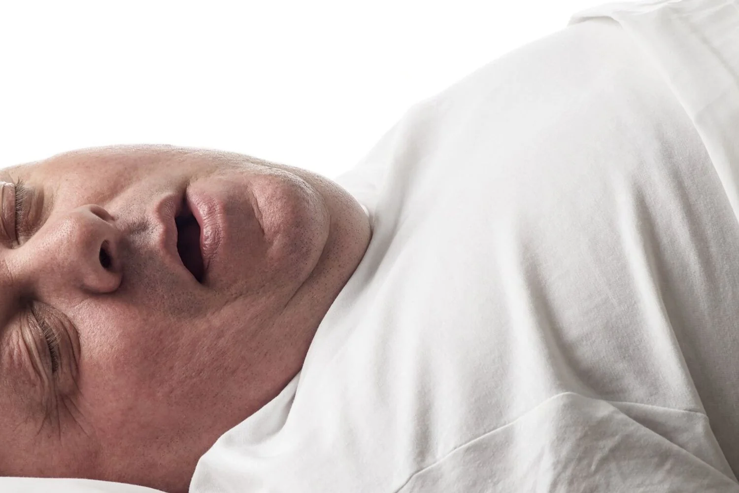 Por que você baba ao dormir: causas, quando se preocupar e o que fazer