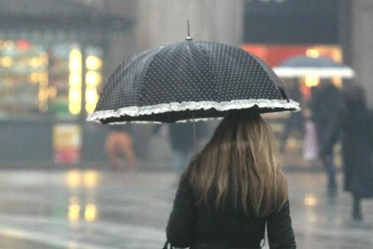 Primavera interrompida na Itália: chega vórtice com chuva, vento e neve