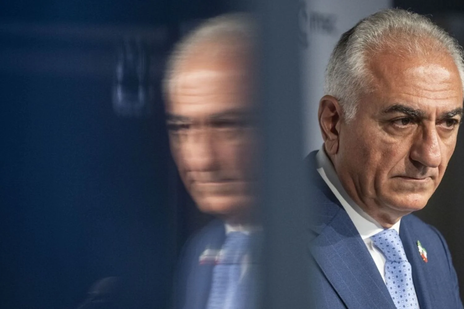 Reza Pahlavi se declara pronto para liderar um governo de transição no Irã quando a República Islâmica cair
