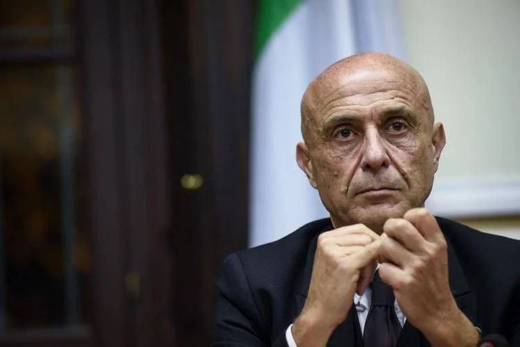 Minniti alerta risco de ataques do Irã à Itália e defende uso do Copasir como resposta nacional