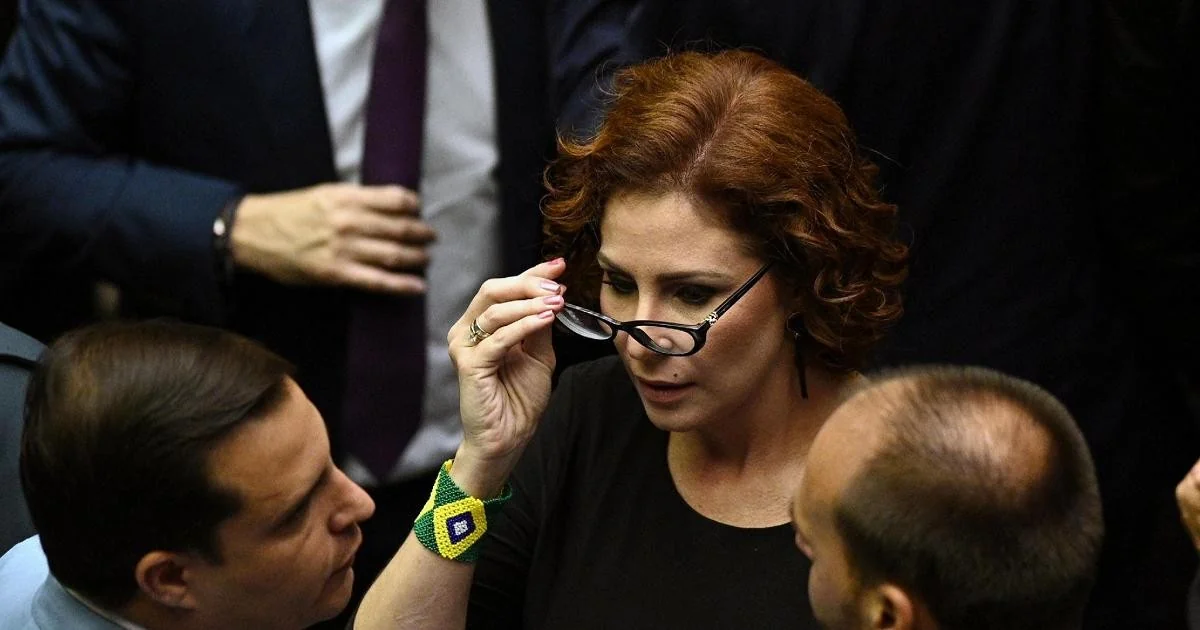Corte de Roma aprova extradição de Carla Zambelli para o Brasil após condenação por hackeamento