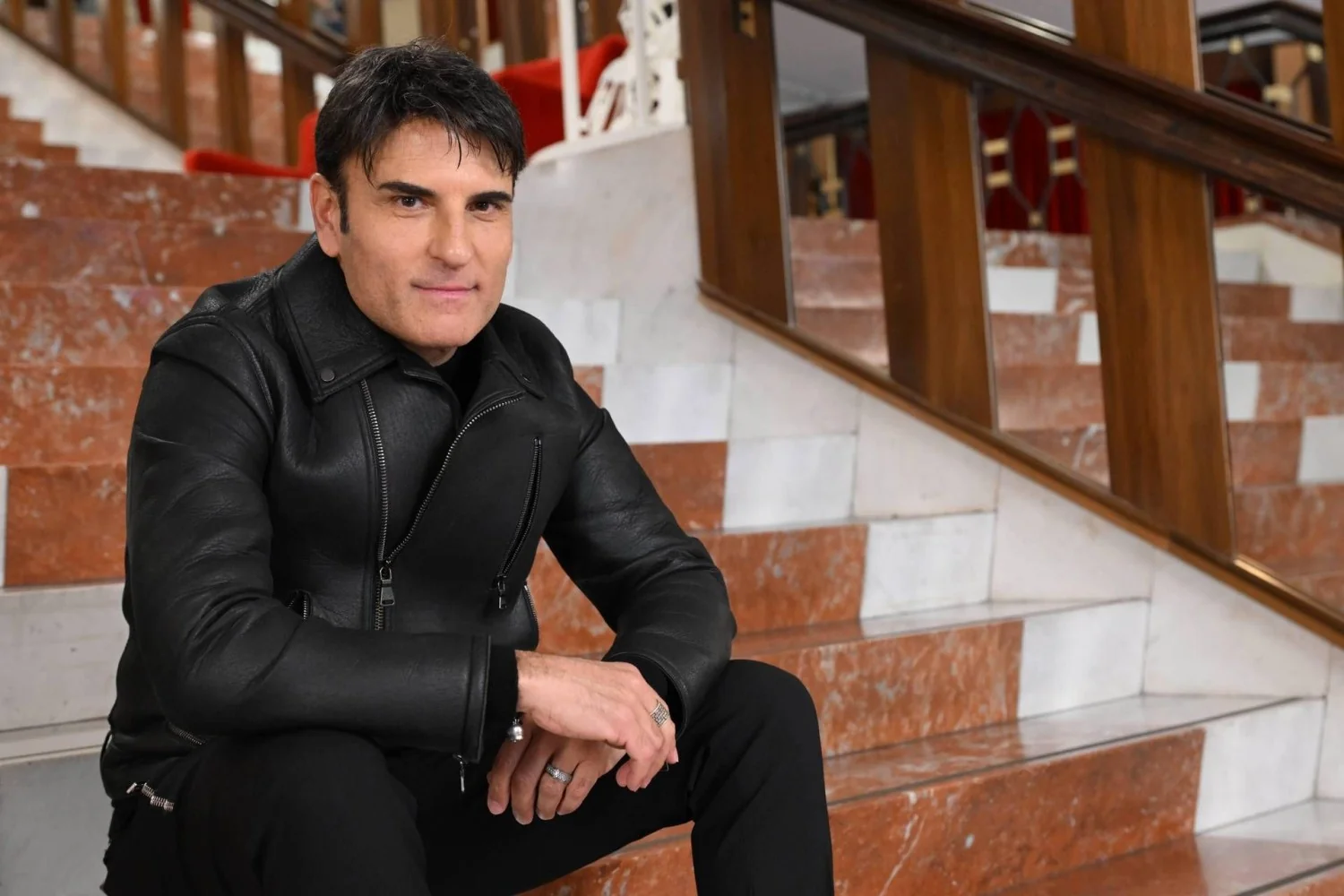 Sal Da Vinci anuncia tour estivo 2026 após vitória em Sanremo e dois shows na Arena Flegrea