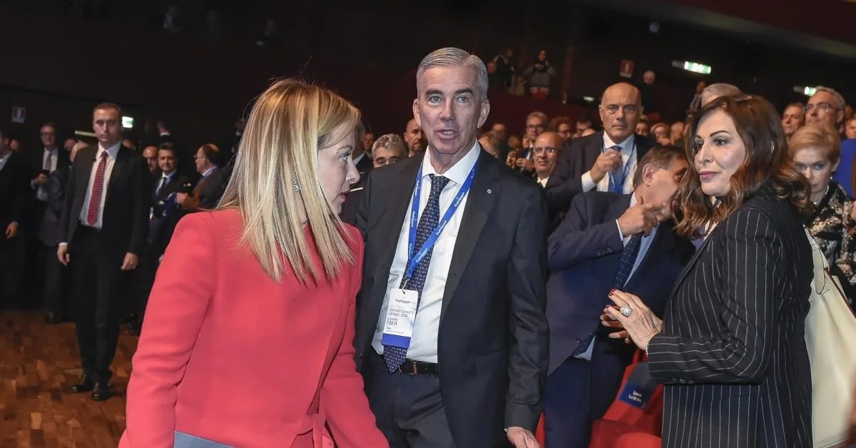 Santanchè se afasta do Ministério do Turismo após pedido de Meloni: “Sempre paguei minhas contas”