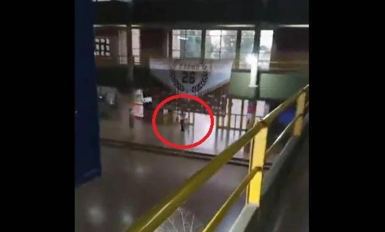 Tiroteio em escola na Argentina: aluno de 13 anos morto e oito feridos; suspeito de 15 anos detido em San Cristóbal