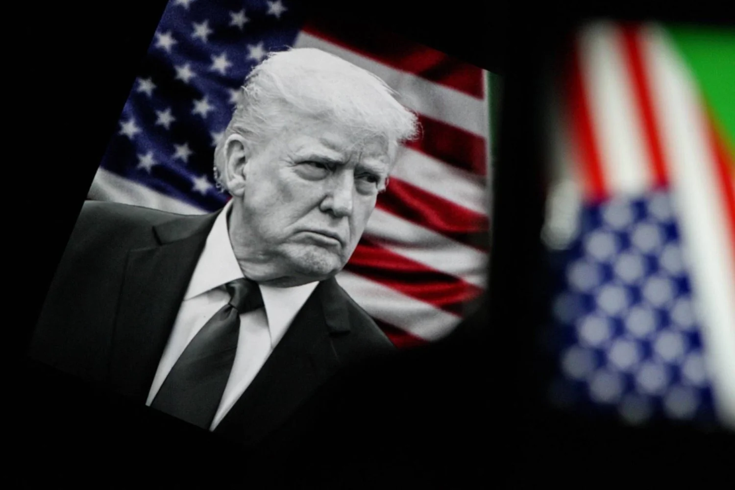 Trump e o suposto insider trading: anúncios sobre o Irã provocam movimentos no petróleo e nas ações