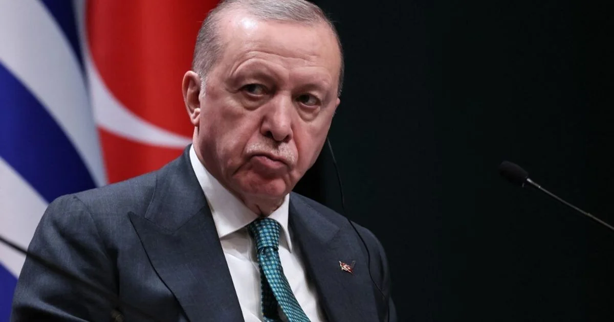 Turquia, Paquistão e Egito buscam mediar encontro EUA-Irã antes de ultimato de 48 horas