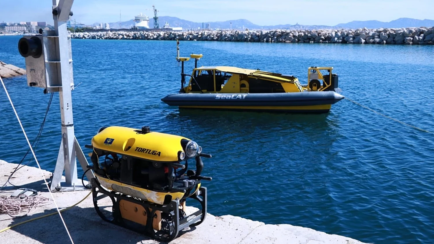 Como a UE usa drones e robôs para limpar os fundos marinhos: tecnologia que ilumina novos caminhos