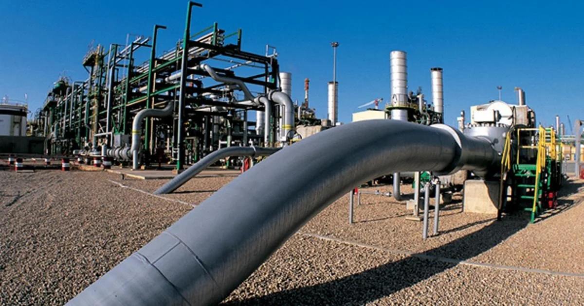 Crise energética: UE reduz estoques de gás para 80% e Iraque interrompe produção de petróleo