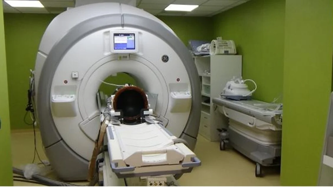 Ultrassom focalizado guiado por ressonância: nova esperança contra tremores e tumores cerebrais