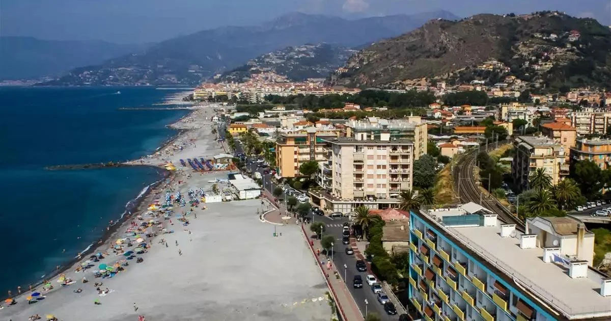 Vallecrosia se torna Vallecrosia al mare: a estratégia contra o algoritmo para atrair turismo