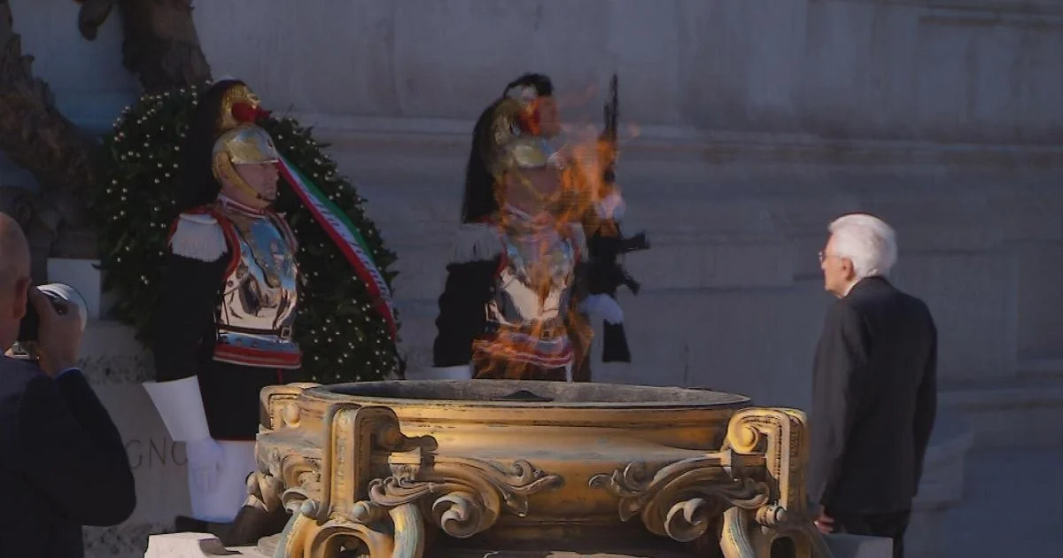 25 de Abril: Mattarella no Altare della Patria e cerimônias em todo o país entre homenagens e protestos