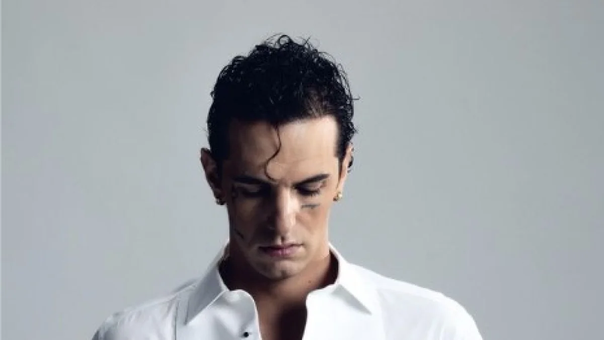 Achille Lauro celebra 'Comuni immortali' na Fontana di Trevi e mira projeto internacional