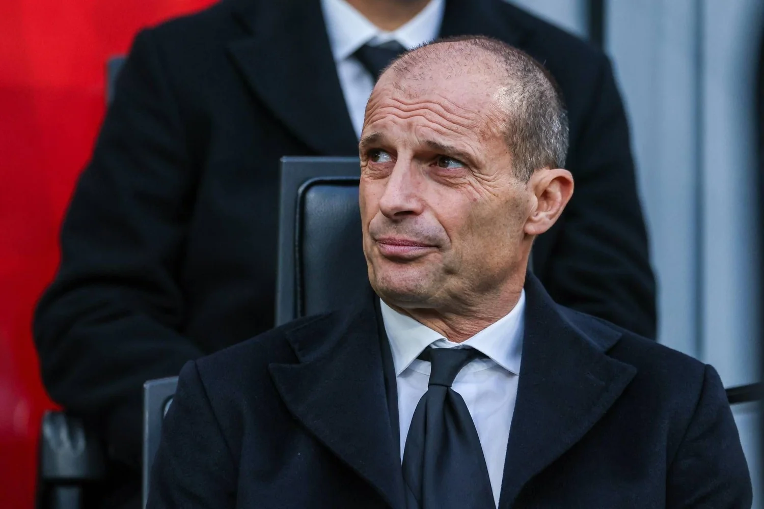 Allegri afasta hipótese de ser técnico da Itália e diz que quer voltar à Champions pelo Milan