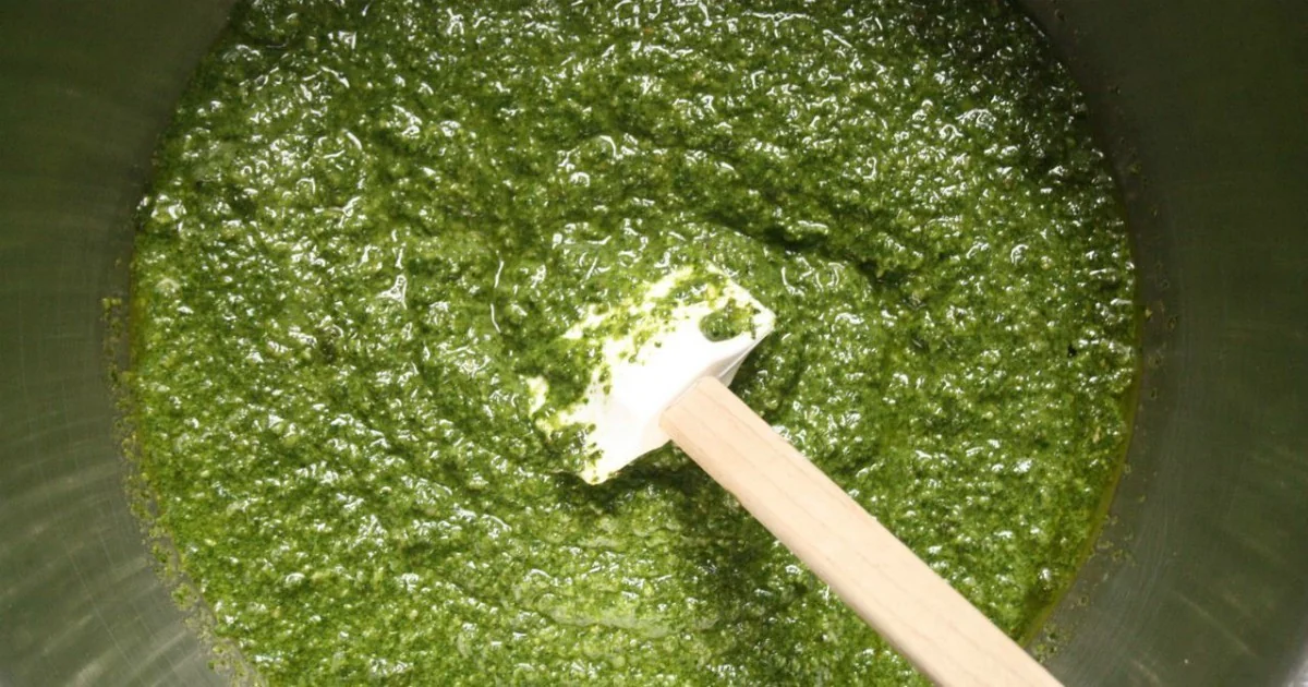 Teste Altroconsumo: nenhum pesto de supermercado alcança a nota mínima; só MD e Lidl são ‘aceitáveis’