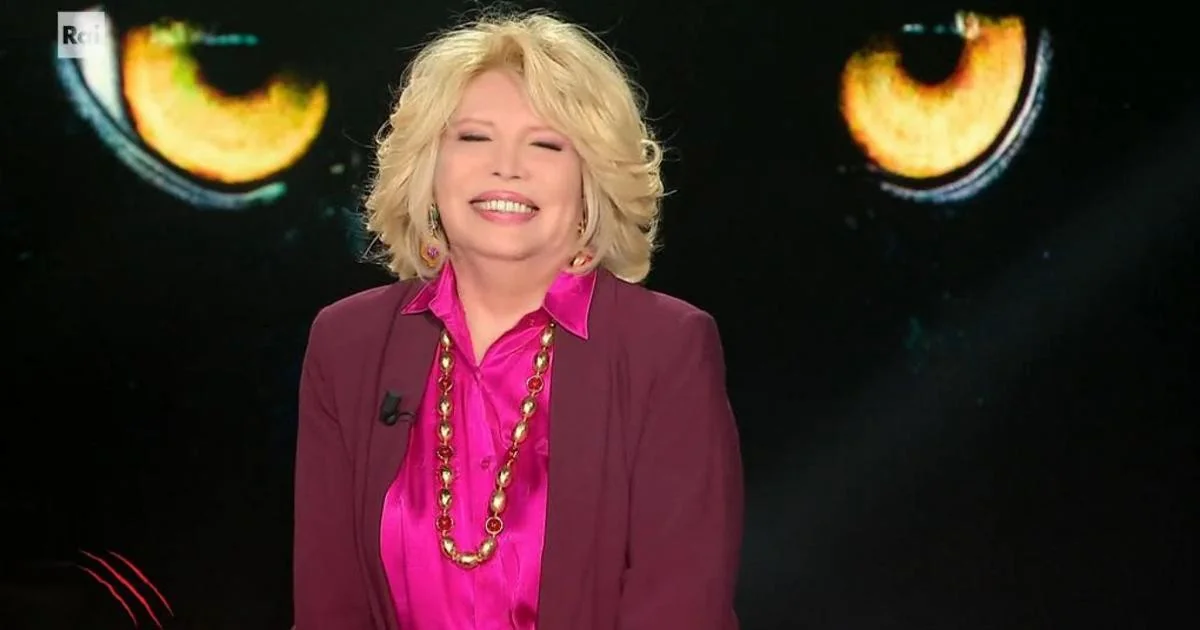 Amanda Lear em Belve: ciúmes de Madonna, encontro com Mitterrand e o preço do desejo