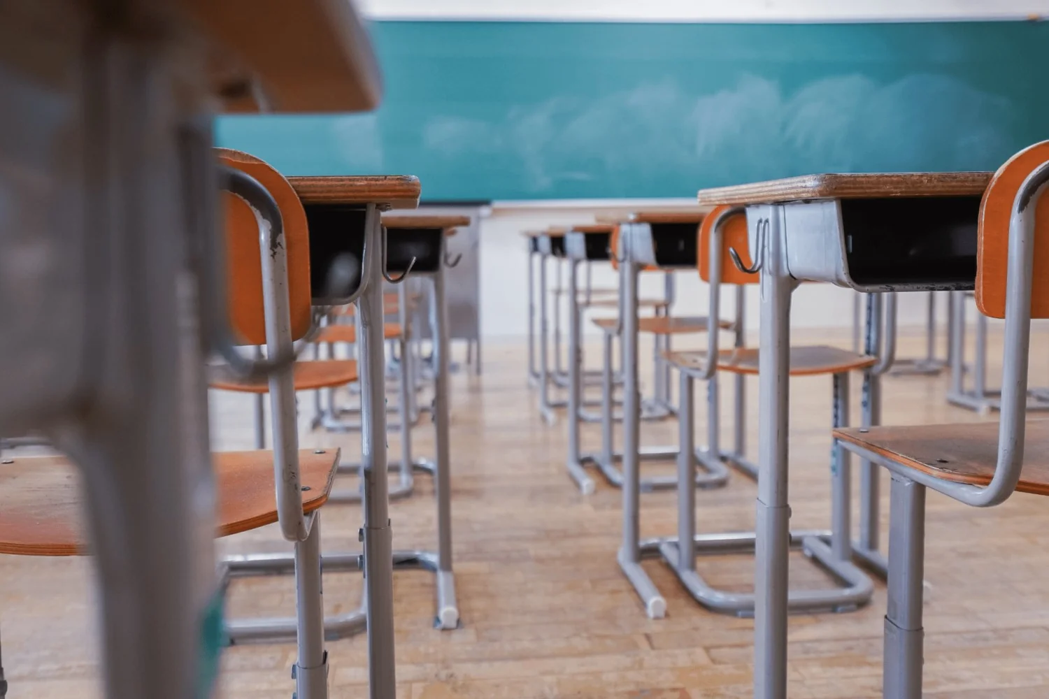Anief alerta: apenas 25 mil pedidos de aposentadoria na escola italiana e risco de crise geracional