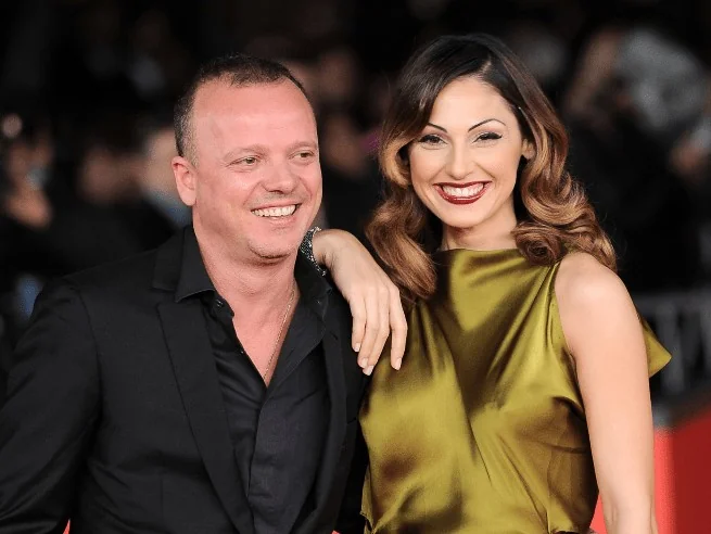 Anna Tatangelo e Gigi D'Alessio celebram 16 anos do filho Andrea com homenagens emocionadas