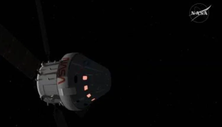 Artemis II: astronautas da NASA se preparam para a amerissagem no Pacífico