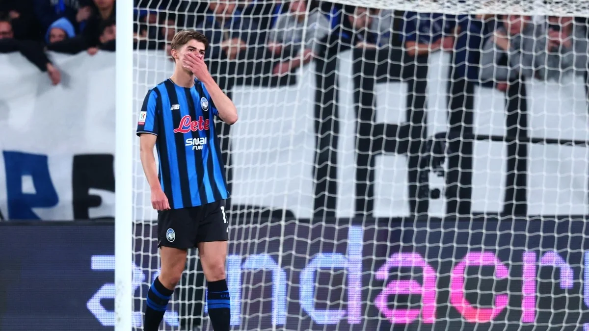 Atalanta perde para a Lazio nos pênaltis: partida marcada por gols anulados, um travessão e falhas decisivas