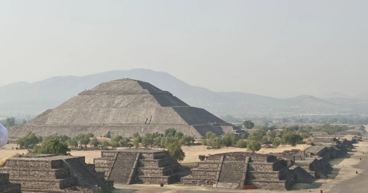 Atentado em Teotihuacan: fã de Hitler e imagem com autores de Columbine marcam ataque no Templo da Lua