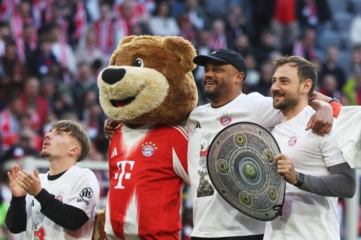Bayern de Munique confirma domínio: título da Bundesliga com recorde de gols e olhar no Triplete