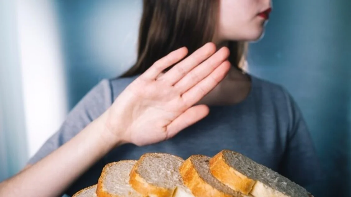 Beijos não oferecem risco significativo para quem tem celíase, diz estudo da Columbia